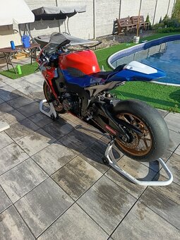 Honda CBR 1000rr okruhovka - 4