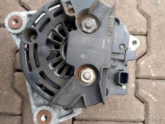 Alternátor Renault - 4