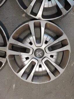 Poklice originál Peugeot 16" - 4