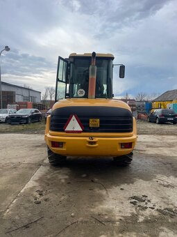 Kolový nakladač Volvo L40B - 4