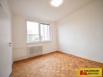 Uherský Brod, pronájem bytu 3+1, 71m2, balkon - byt - 4