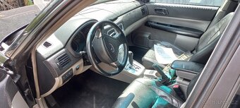 Subaru Forester SG 2008 2,0R automat– náhradní díly - 4