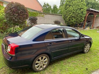 Toyota avensis - 4
