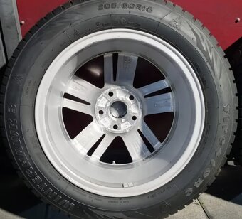 16"HEZKÁ ZIMNÍ OBUTÁ ALU KOLA 5x112 OR VW TOURAN-2 - 4