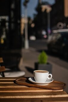 PŘENECHÁNÍ ZAVEDENÉ A PLNĚ VYBAVENÉ KAVÁRNY – DĚČÍN - 4