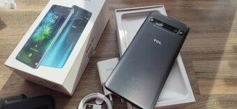 TCL 10 PRO jako nový - originál balení, super foťák - 4