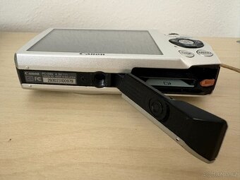 Canon PowerShot A3300 IS - 4