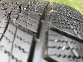 2 zimní pneumatiky Tristar 225/50/18  7-7,5mm - 4