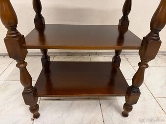 Starožitný odkládací stolek - 4