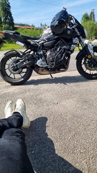 Yamaha mt 07 - 4