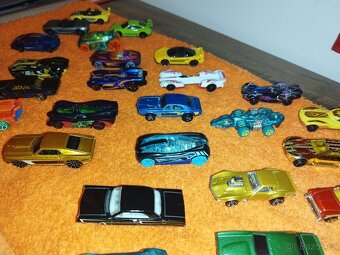 Hot wheels autíčka 36 ks - 4