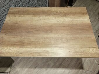 jídelní stůl a žídle - 4