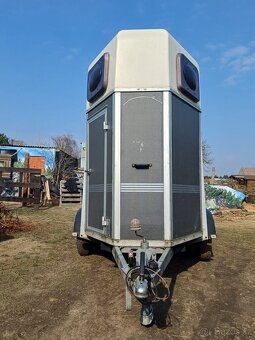 Prodám  přepravník  Humer  na  1,5 koně - 4