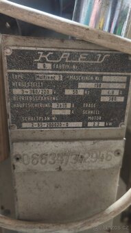 Průmyslový vysavač - 4