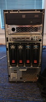 HPE pro Liant ML110 G7 Server - 4