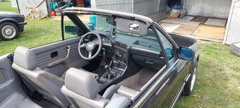 Bmw e30 cabrio 320i. Chromák. Serviska - 4