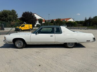1976 Chrysler Newport - 4