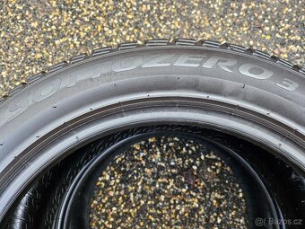 4 Zimní pneumatiky Pirelli Sottozero 3 Winter 215/55 R17 XL - 4