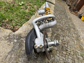 Kyvka Ducati S4R a S2R kompletní - 4