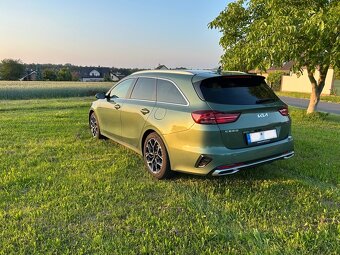 KIA Ceed SW CD 1,5 T-GDi GPF 7DCT GT LINE - 4