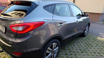 Prodám Hyundai ix35 2CRDI 4x4 automat - 4