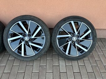 Orig. letní alu kola Vega Aero R18 225/45/18 - 4