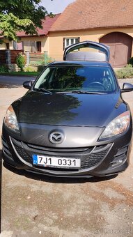 Mazda 3 - 4
