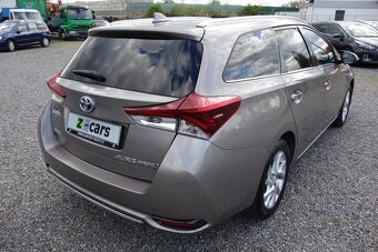 Toyota Auris HYBRID 1.8 73kW 2015 - 4