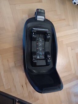 autosedačka maxi cosi pebble se základnou isofix - 4