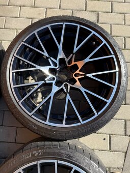 Kola BMW M2 F87 M competition 5x120 R19 - 4