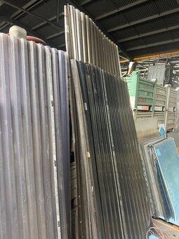 Polykarbonát , plexisklo - 4