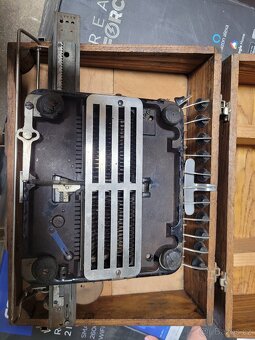 Sběratelský psací stroj MacKinley – System Blickensderfer (c - 4