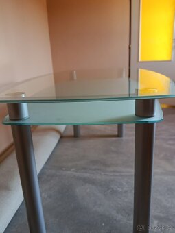 Prodám skleněný stůl - 4
