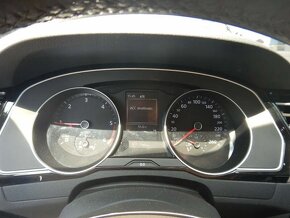 Volkswagen Passat 2.0TDI 4MOTION AUTOMAT - 4