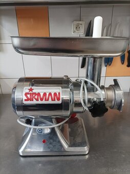 Mlýnek na maso, Sirman TC 22 E - 4