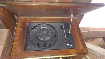 Retro radio Tesla Liberta 2 - 4