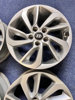 5x114,3 R17 alu sada orig. Hyundai Tucson - 4
