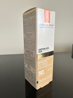 La-Roche Posay Anthelios Age Correct CC SPF50 - 4