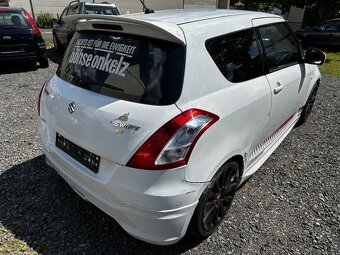 Suzuki Swift - 4