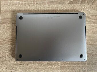 Apple MacBook Pro 13" - Space Gray - 4