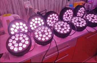 Nové ALU Led Par 18x12 Wat RGBW - 4