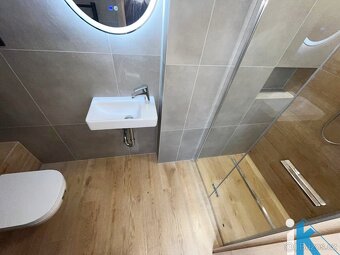 Podkrovní byt 1+kk - 4