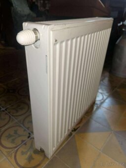 Deskový radiátor RADIK VK 22 - 4