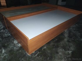 Kvalitní postel ,válenda s matrací 90 cm v dobrém stavu - 4