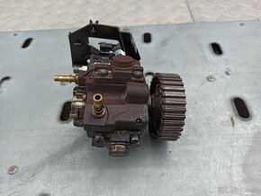 PŘÍSLUŠENSTVÍ MOTORU - PEUGEOT 1.6 HDi 80KW - 9HY - 4
