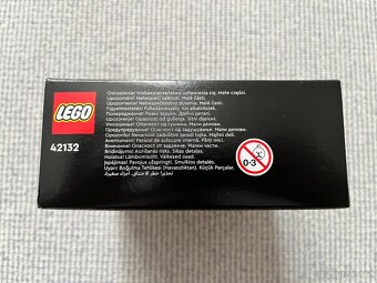 LEGO Technic 42132 Motorka - 4