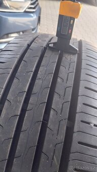 Prodám 2 x letní pneu Continental 235/45/18 - 4