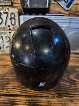 použité baseball helmy - 4