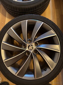 Alu turbine Škoda R18 nové pneu - 4