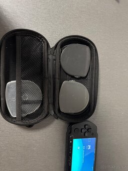Prodám psp street s nefunkčním čtení disků - 4